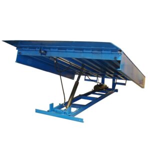Fixed hydraulic boarding bridge