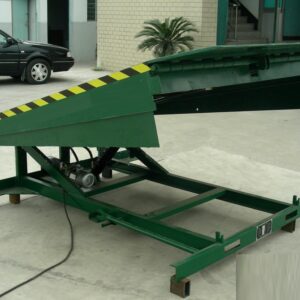 Fixed hydraulic boarding bridge
