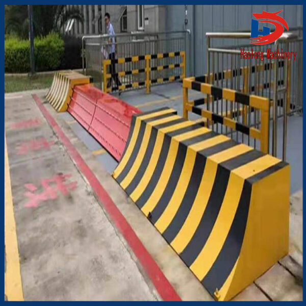 6-meter customized automatic remote control hydraulic lifting barrier flipping machine - Image 4